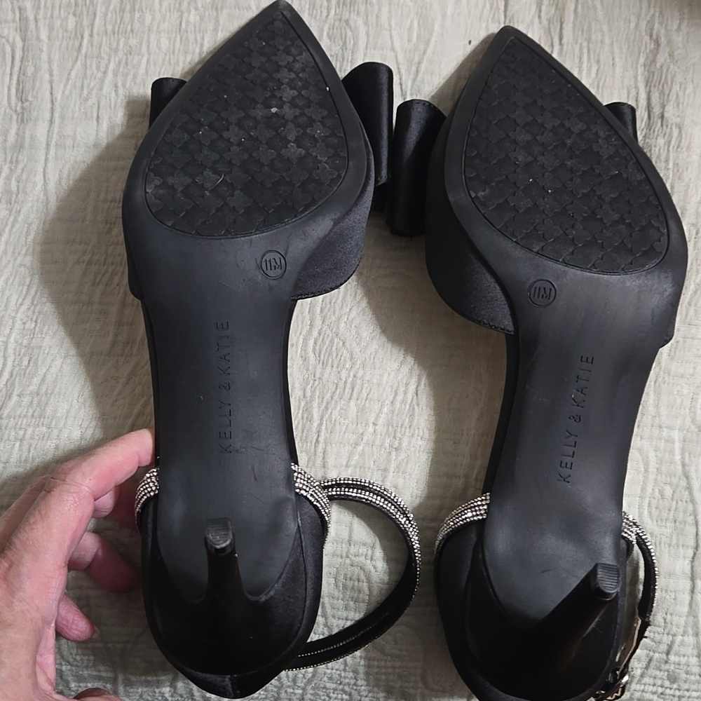 Kelly & Katie Black Satin Heels with Glittering Bow Size 11M - Picture 8 of 10